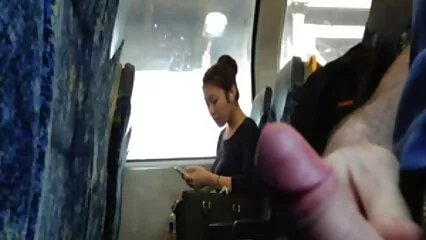 Plump Daria Glover non risparmia una vagina xxx scopate amatoriali pelosa nel sesso con un ragazzo.