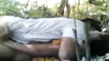 Studente dai capelli neri video xxx amatoriali italiani scopa con giocattoli sessuali a casa.