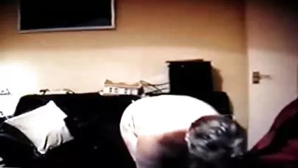 Bionda video sex amatoriale formosa che soddisfa il suo fidanzato.