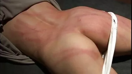Una coppia innamorata free porno amatoriali ha mostrato una scopata davanti a una webcam.