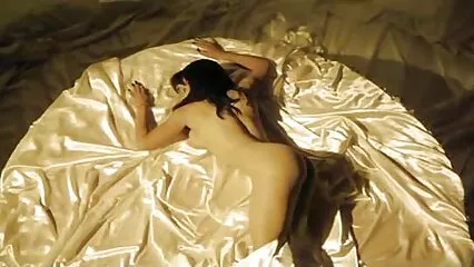 Una troia scopa con una donna video casalinghi xxx in un casting in un tenero seno.