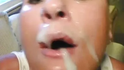 La moglie paffuta si sedette su un membro di una grande poppa film porno amatoriale italia nuda.