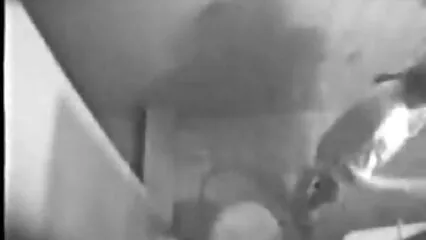 Un uomo video sex amatoriale conservatore ha scopato una bionda anziana.