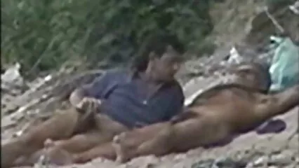 L'uomo grasso video amatoriali hd ha spinto a sbocciare l'amante tettona.