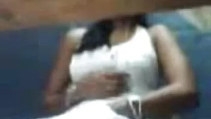 La ragazza si soddisfa e prova nuove video amatoriali italiani xxx piacevoli sensazioni.