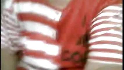 La video xxx amatoriali bionda credulona si è data a un ragazzo sconosciuto.