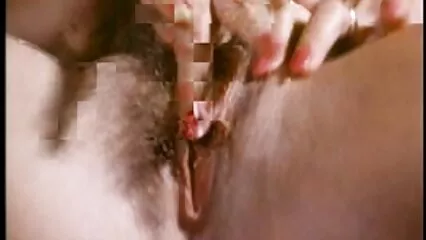 Bionda nuda video porno amatoriale youtube accarezza il buco sfrenato.