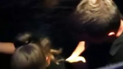 Un ragazzo con un video xxx amatoriali tatuaggio gli ha portato una bionda e l'ha scopato.