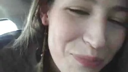 Una video amatoriali italiani sex snella capanna geme per il lavoro di una macchina del sesso.
