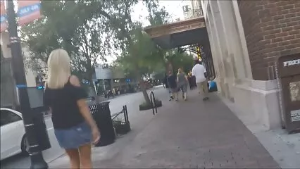 Il gioioso cavaliere martella il video porno privati amatoriali gratis grosso culo della latina con il suo cazzo.
