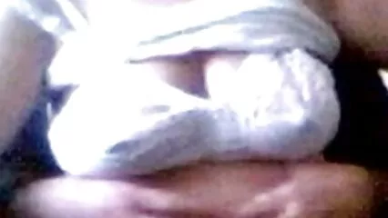 Scopata sessualmente e sborrata sul pube di una signora. xxx free amatoriale