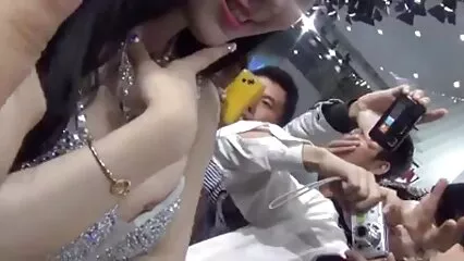 Splendida fidanzata video amatoriali italiani xxx che si sditalina la fica davanti alla webcam.