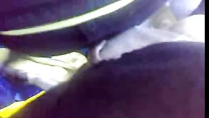 Una ragazza magra con una figa nuda è saltata su video amatoriali italiani sex un partner sessuale.