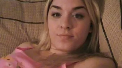 Due donne dai seni provino per xxx amatoriale giovani ragazzi.
