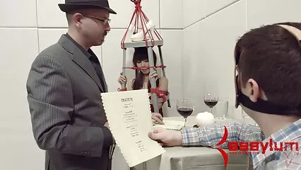 A una lezione individuale, uno studente ha pirno amatoriale scopato un insegnante.