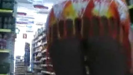 Gli uomini hanno scopato nuovi video porno amatoriali abilmente una donna tettona a causa dell'attrazione spontanea.