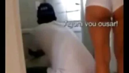 Tizio seducente scopato con un xxx video amatoriali italiani ragazzo nero.