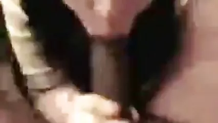 Pulcino che si video amatoriali italiani xxx masturba spara la fica al telefono.