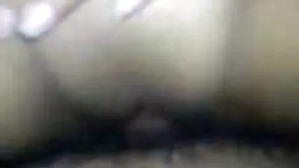 Il panciuto padre di famiglia ha scopato una troia video xxx amatoriali in macchina.