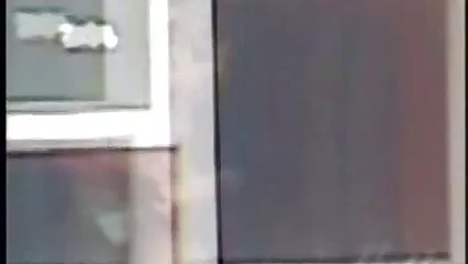 La bellezza bruna dai grossi seni si strofinò la figa video porno gratuiti amatoriali con le dita.
