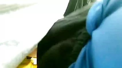Assertivo macho scopa una cagna tatuata nel seno. video amatoriali porn